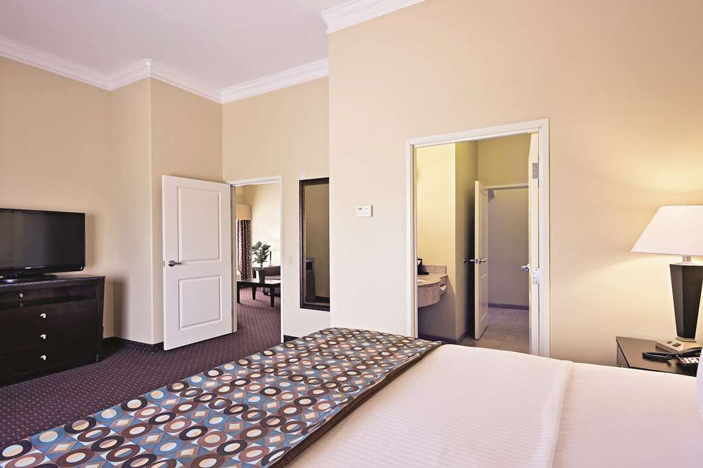 La Quinta By Wyndham Houston New Caney Rum bild